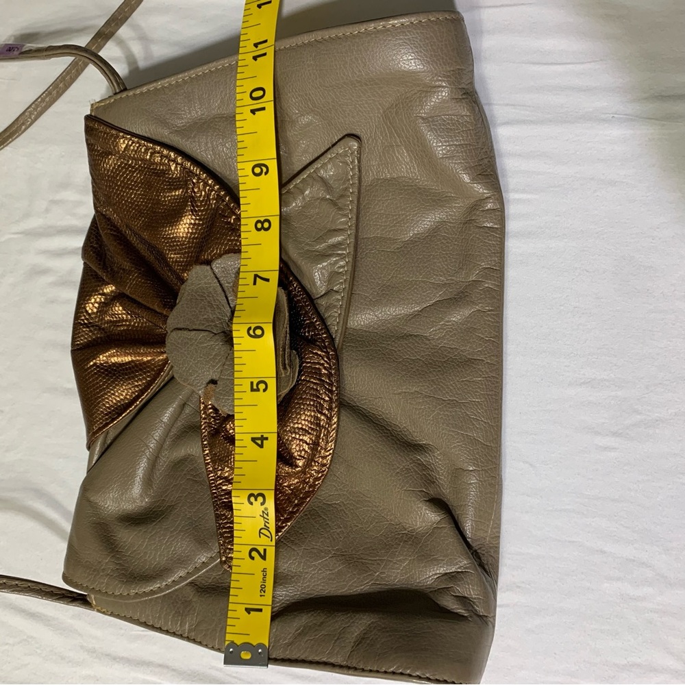 Taupe‎ Crossbody Bag with Metallic Copper Accent - Picture 8 of 8